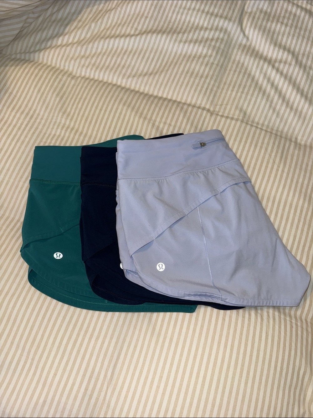 Lululemon Speed Up Low-Rise Shorts Bundle Size 8 - Lot of 3